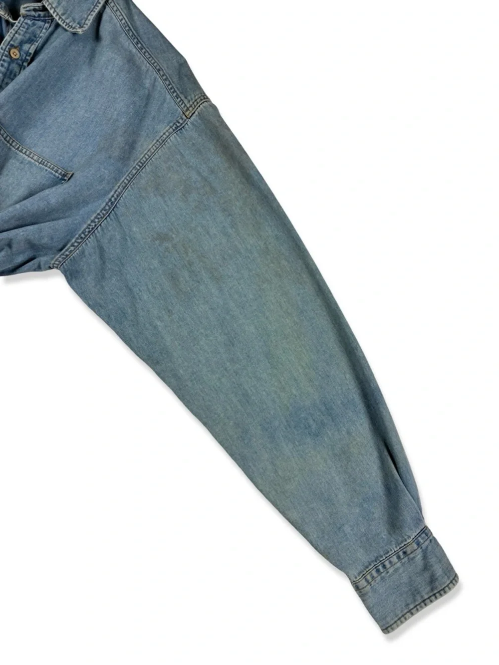 Banana Republic Denim Vintage Chambray Button Up Thrashed Shirt